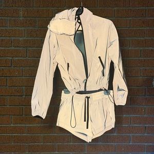 Two piece windbreaker set